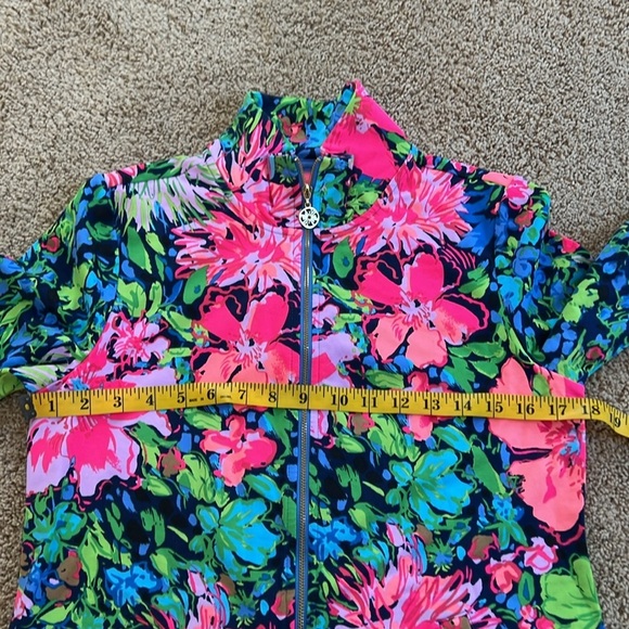 New! Lilly pulitzer XS Lenona UPF 50 zip up jacket. - Picture 11 of 11